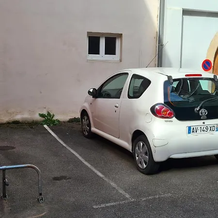 Duplex Au Centre Avec Parking - L'étoile Apartamento *